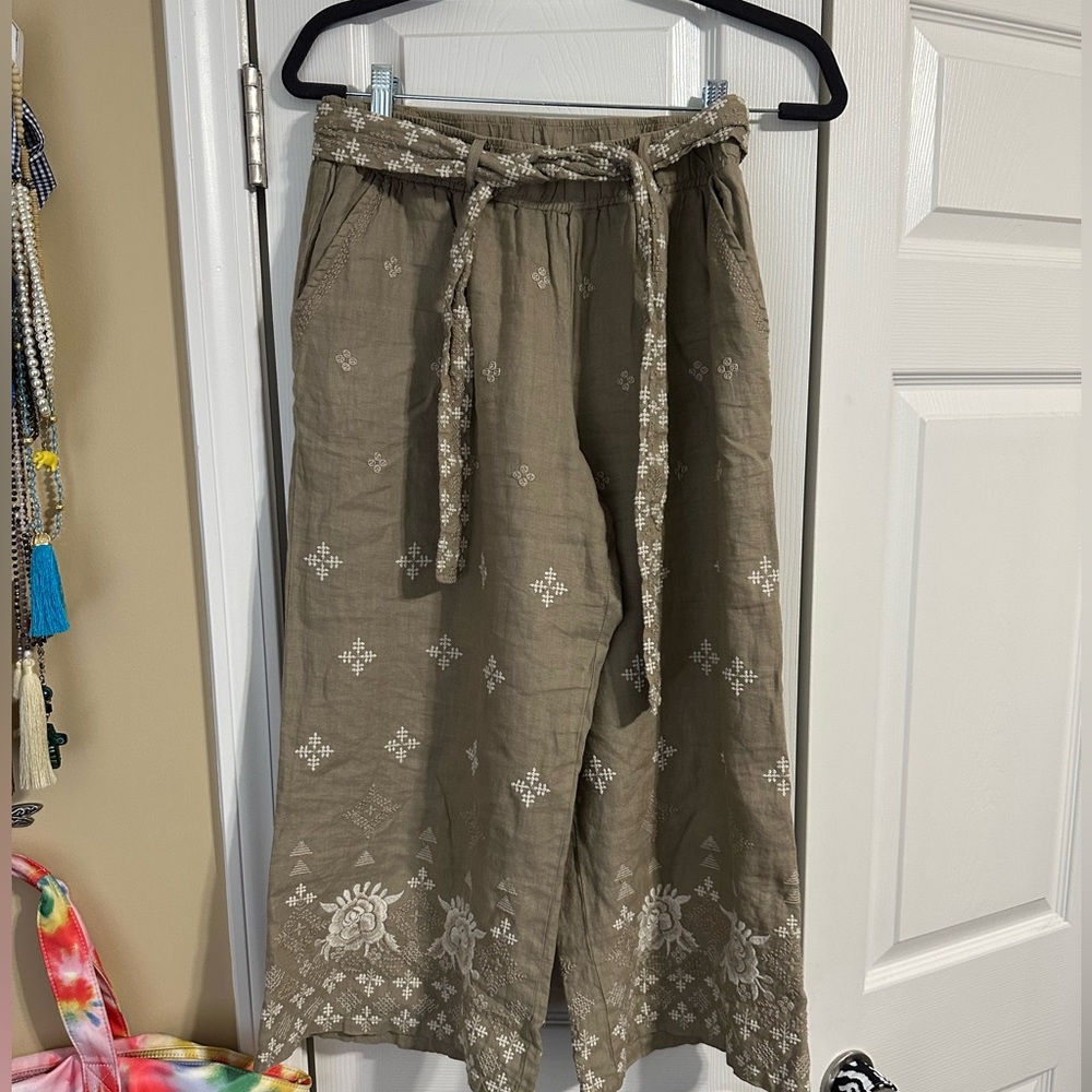 Johnny Was Embroidered Linen Tie Waist Capris
